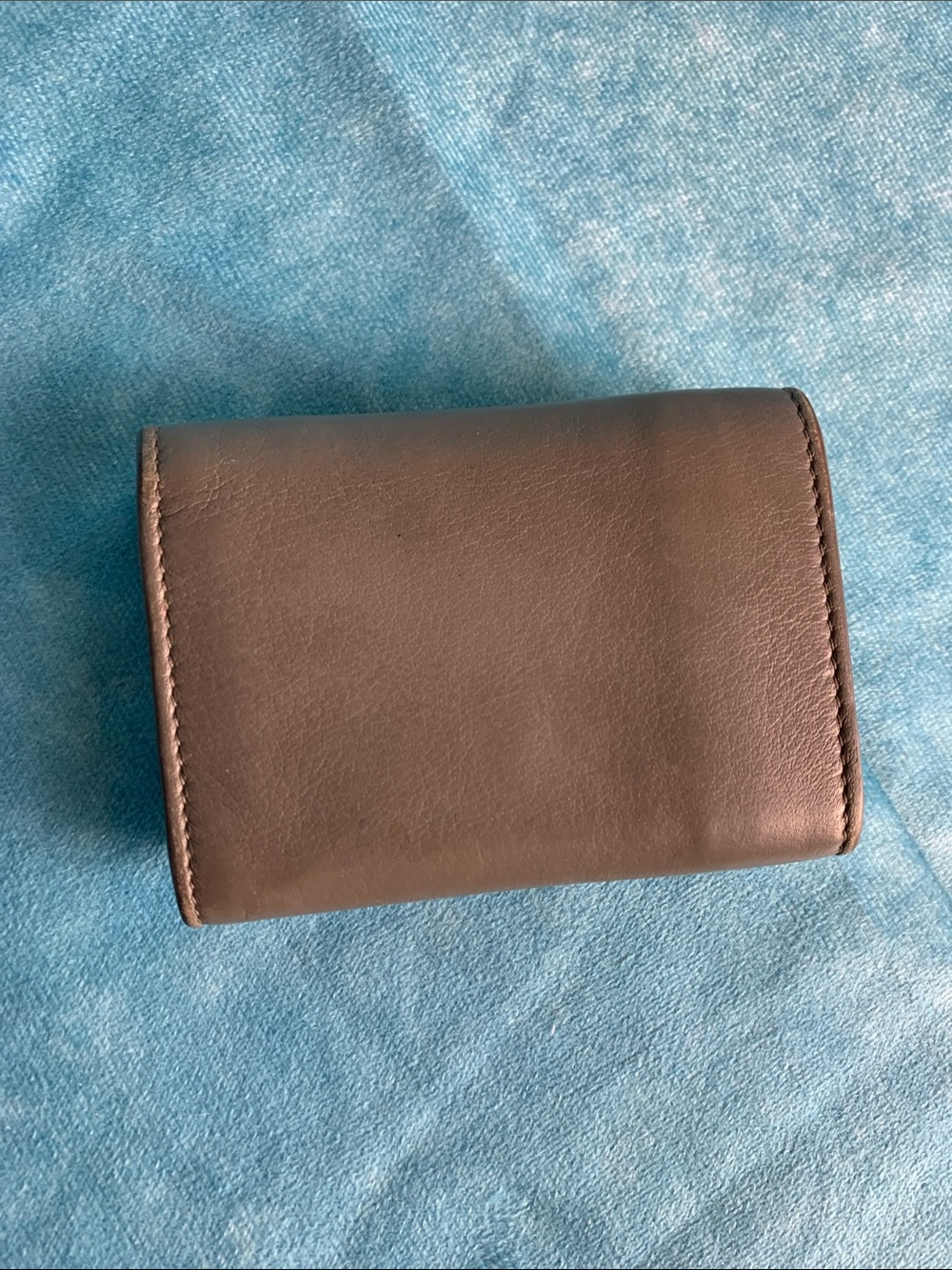 Balenciaga Elephant Gray Leather Compact Trifold Small Card Case Wallet Holder - Picture 3 of 11